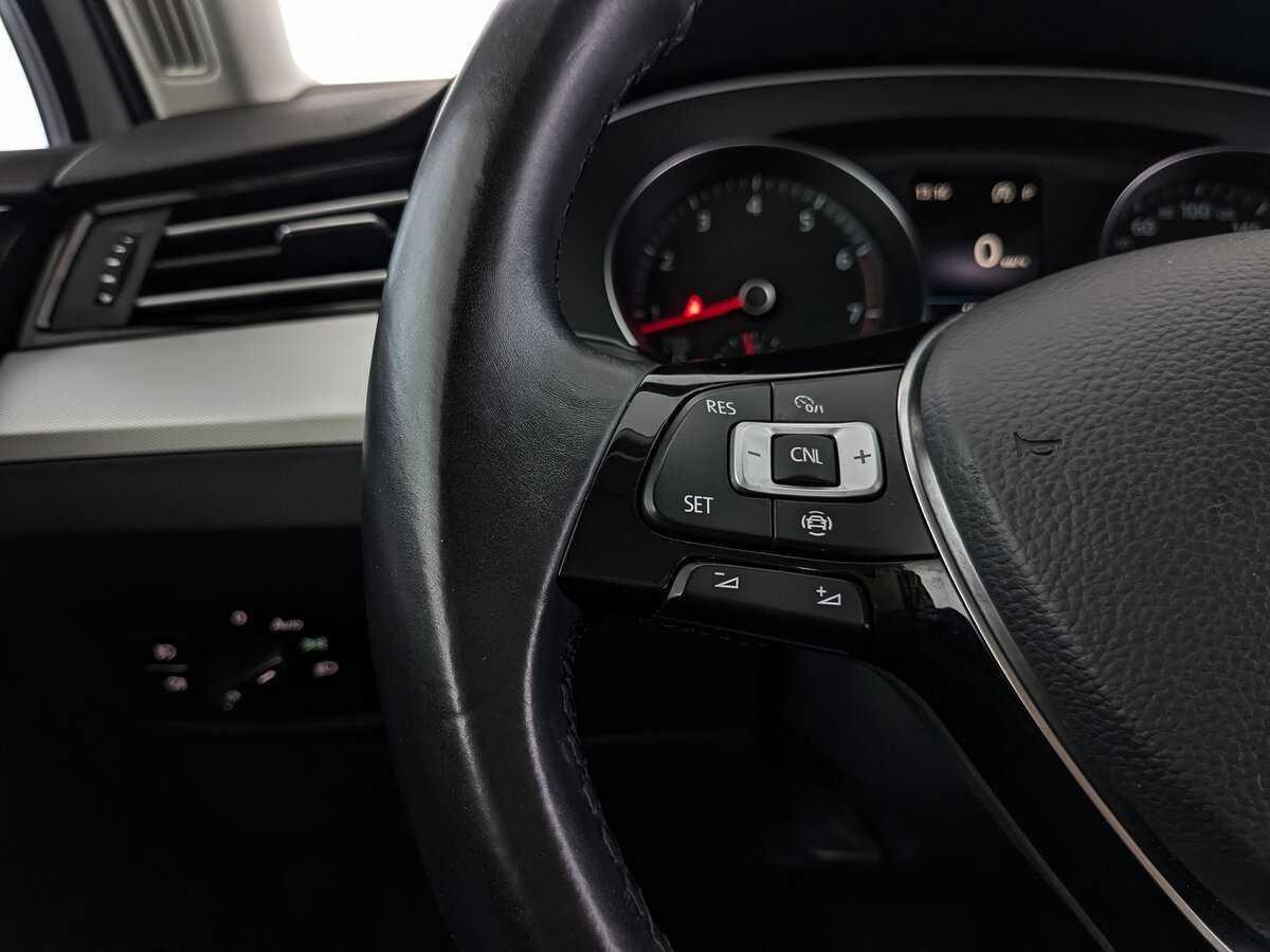 Купить Volkswagen Passat, 2019, 56 357 км, фото №27