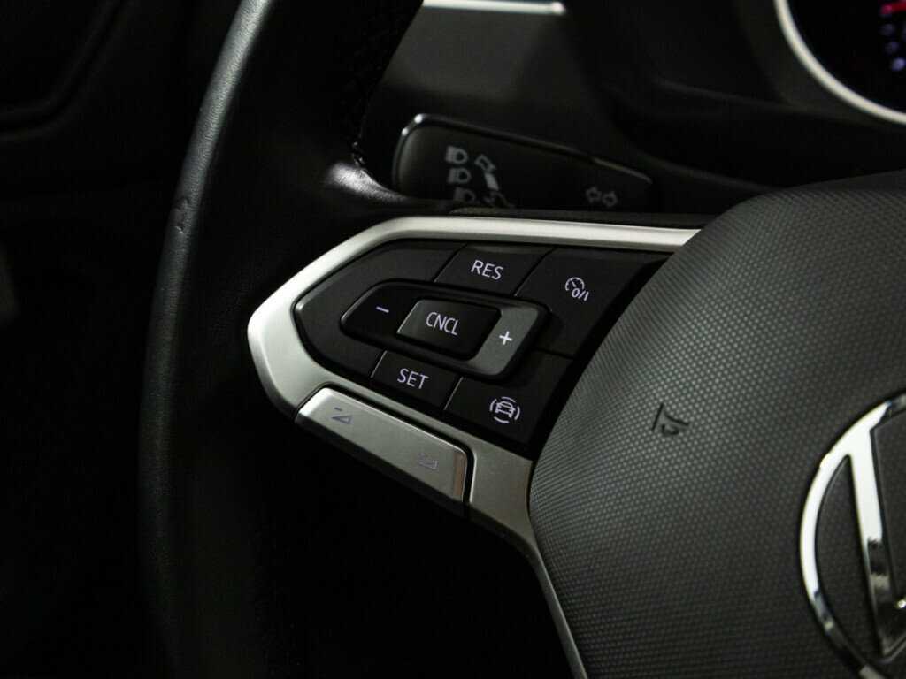 Купить Volkswagen Tiguan, 2020, 60 000 км, фото №15