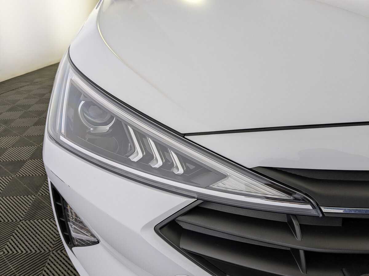Купить Hyundai Elantra, 2019, 52 091 км, фото №11