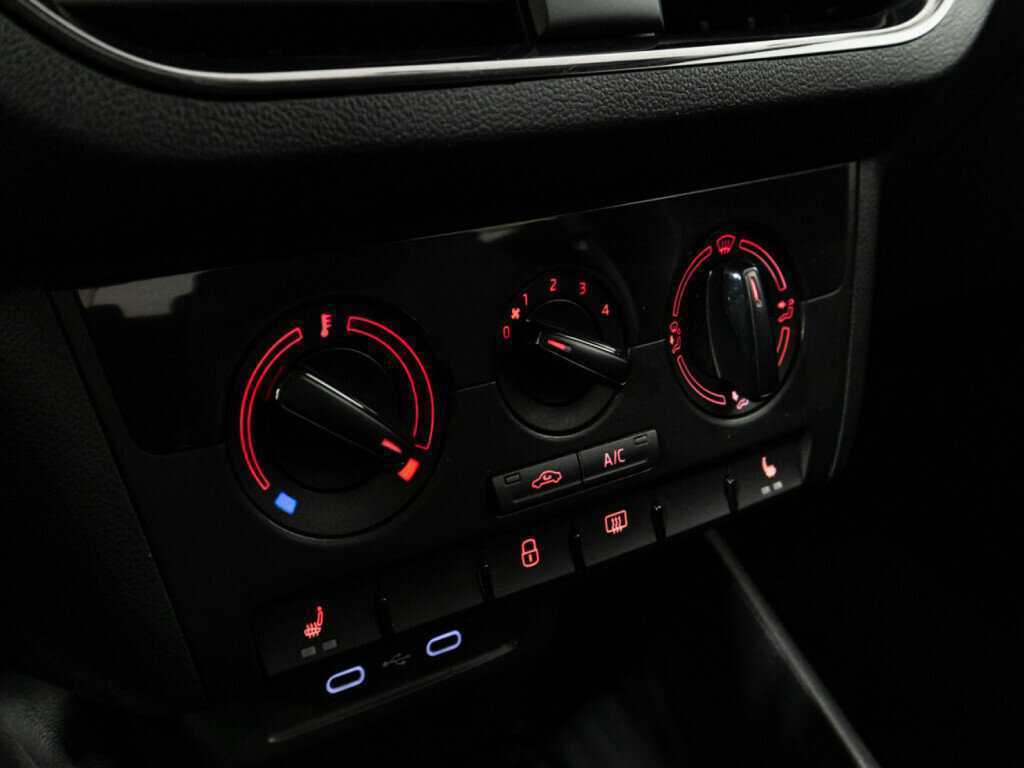 Купить Volkswagen Polo, 2020, 53 500 км, фото №15