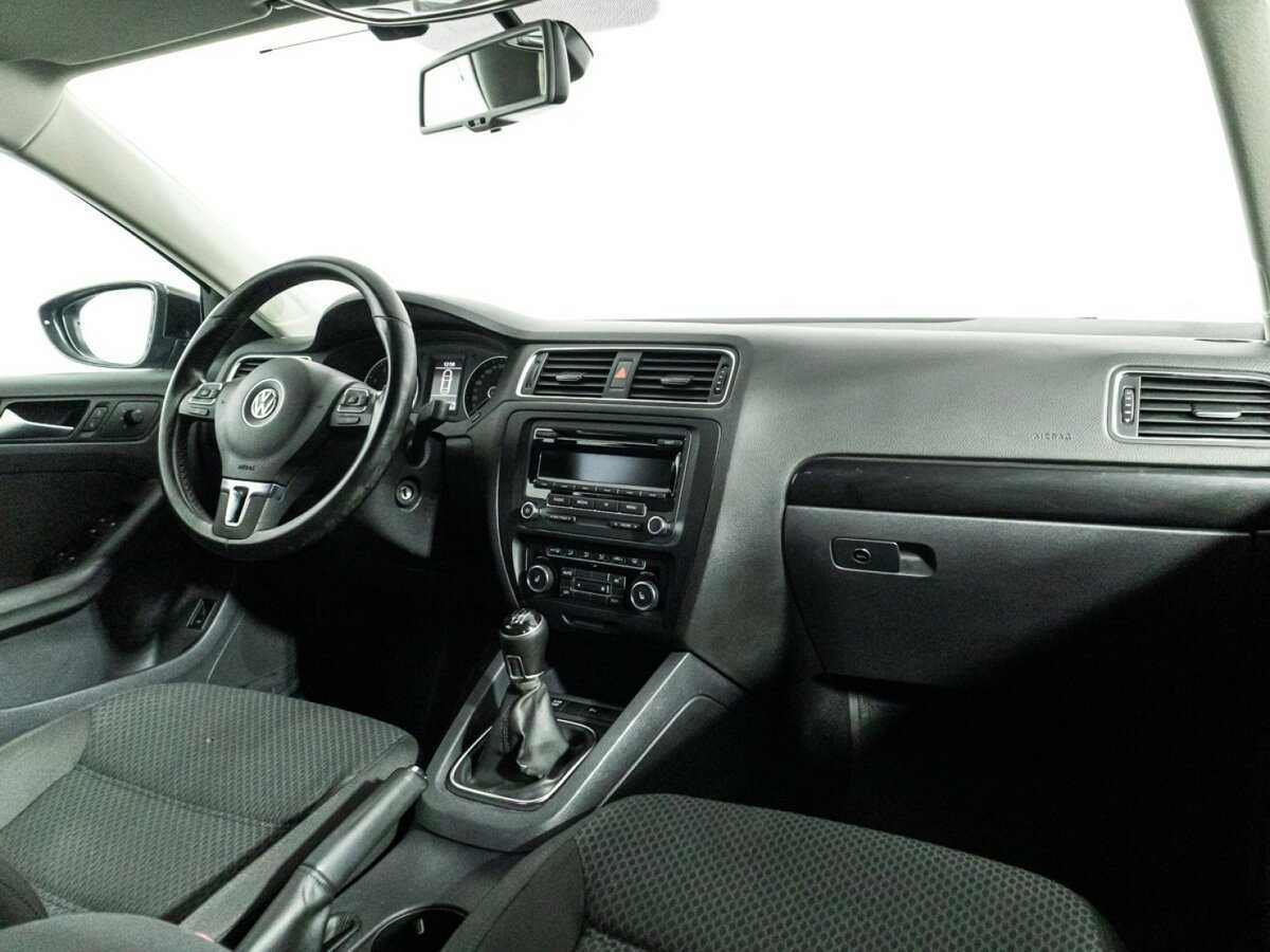 Купить Volkswagen Jetta, 2012, 165 500 км, фото №9