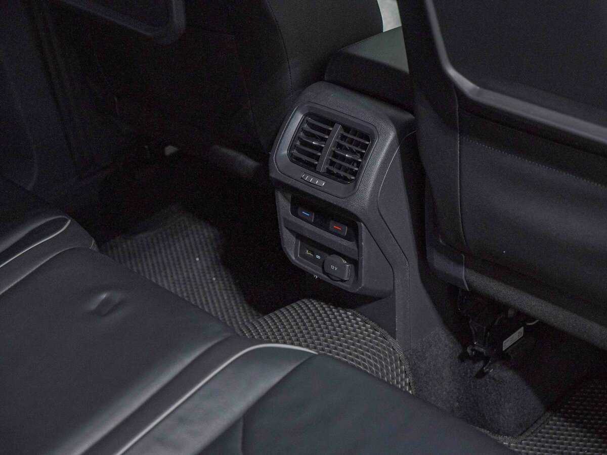 Купить Volkswagen Tiguan, 2018, 144 068 км, фото №15