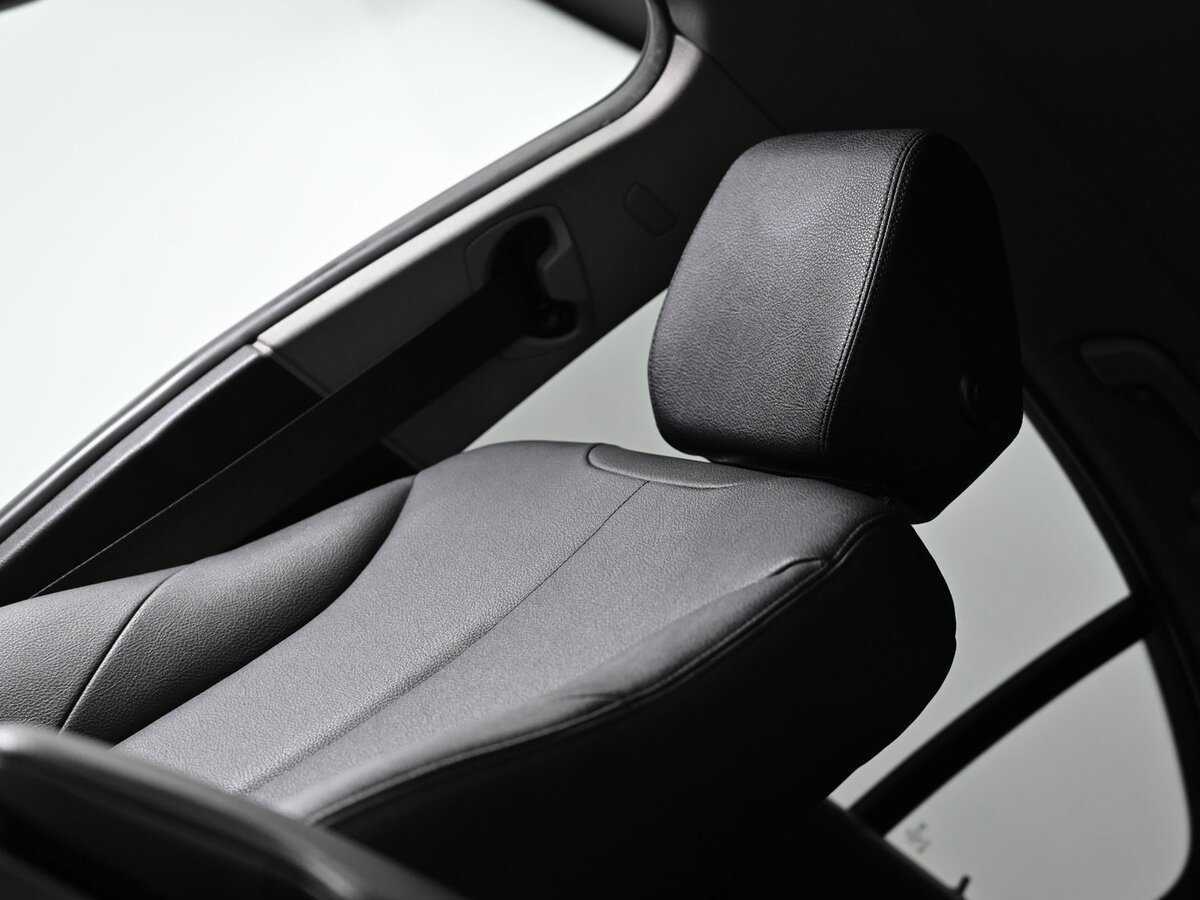 Купить BMW 3 серии 318i, 2017, 155 000 км, фото №16