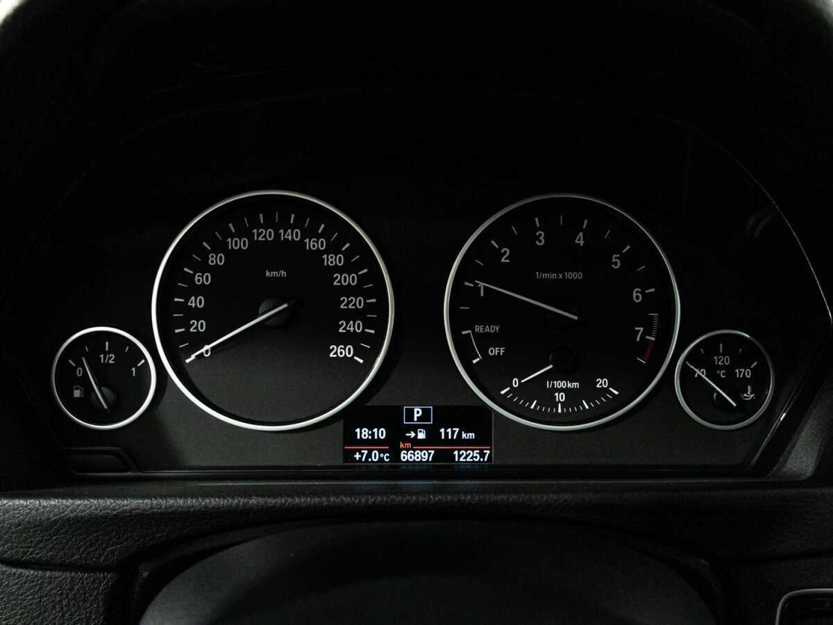 Купить BMW 3 серии 318i, 2018, 65 895 км, фото №12