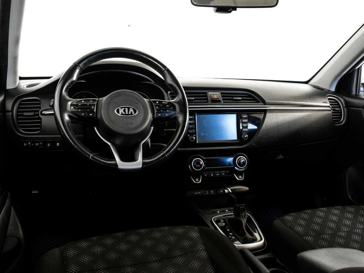 Купить Kia Rio X-Line, 2018, 83 940 км, фото №9