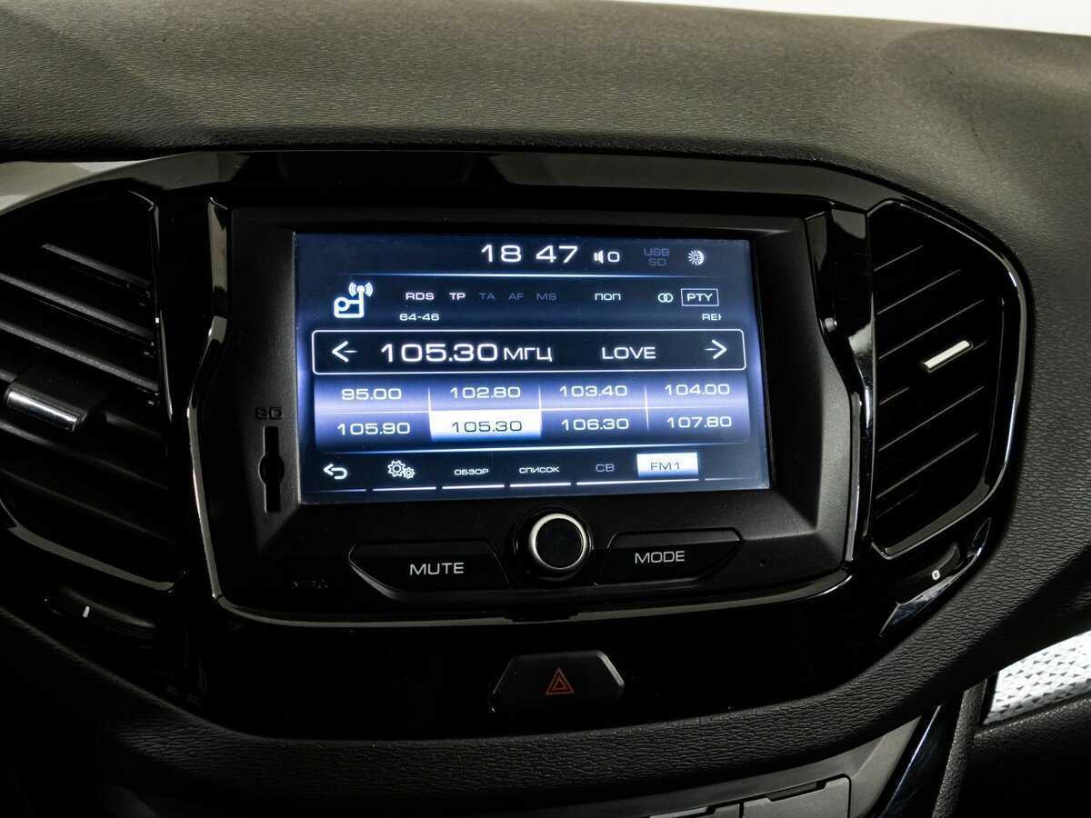 Купить Lada (ВАЗ) Vesta SW, 2019, 60 648 км, фото №15