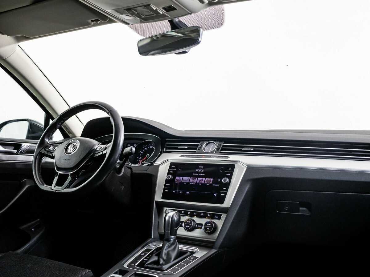 Купить Volkswagen Passat, 2018, 160 888 км, фото №7