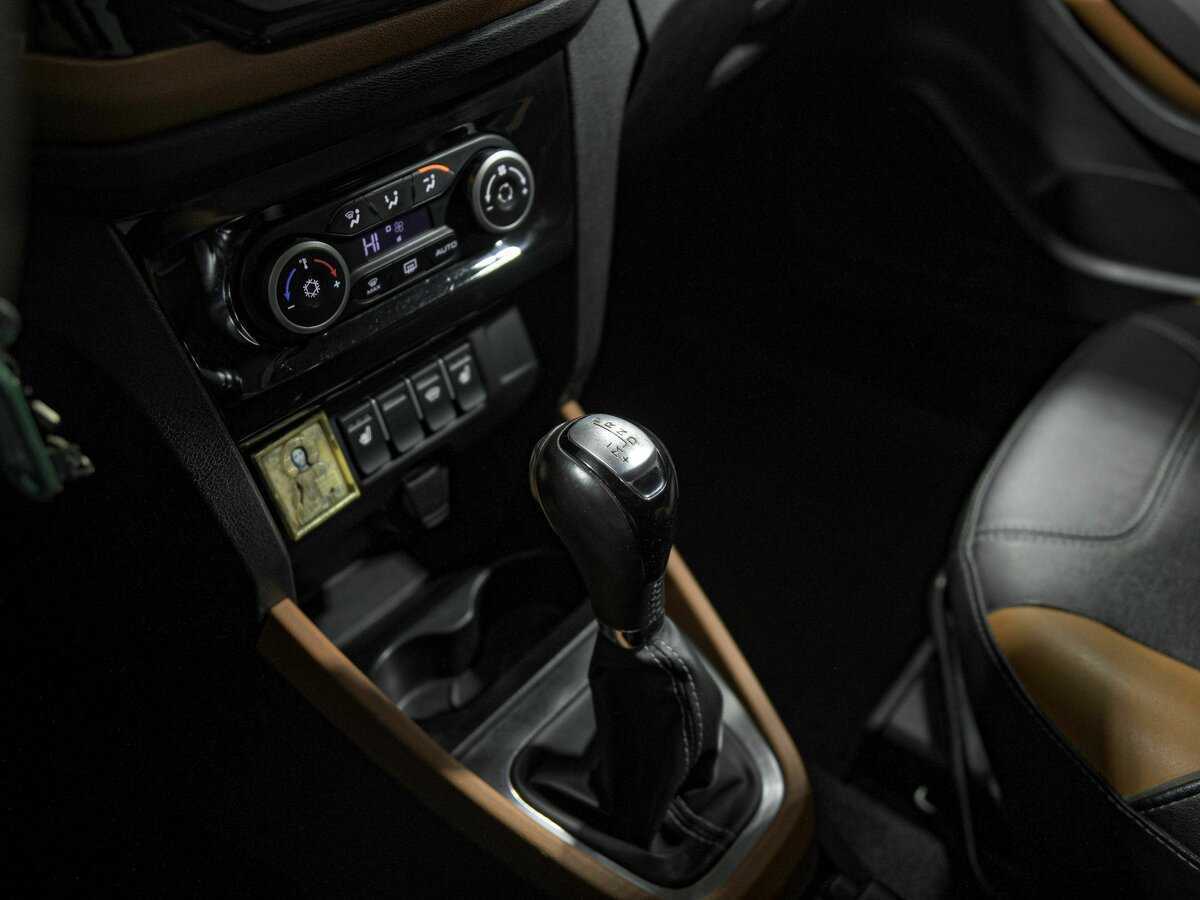 Купить Lada (ВАЗ) XRAY Cross, 2021, 56 300 км, фото №13