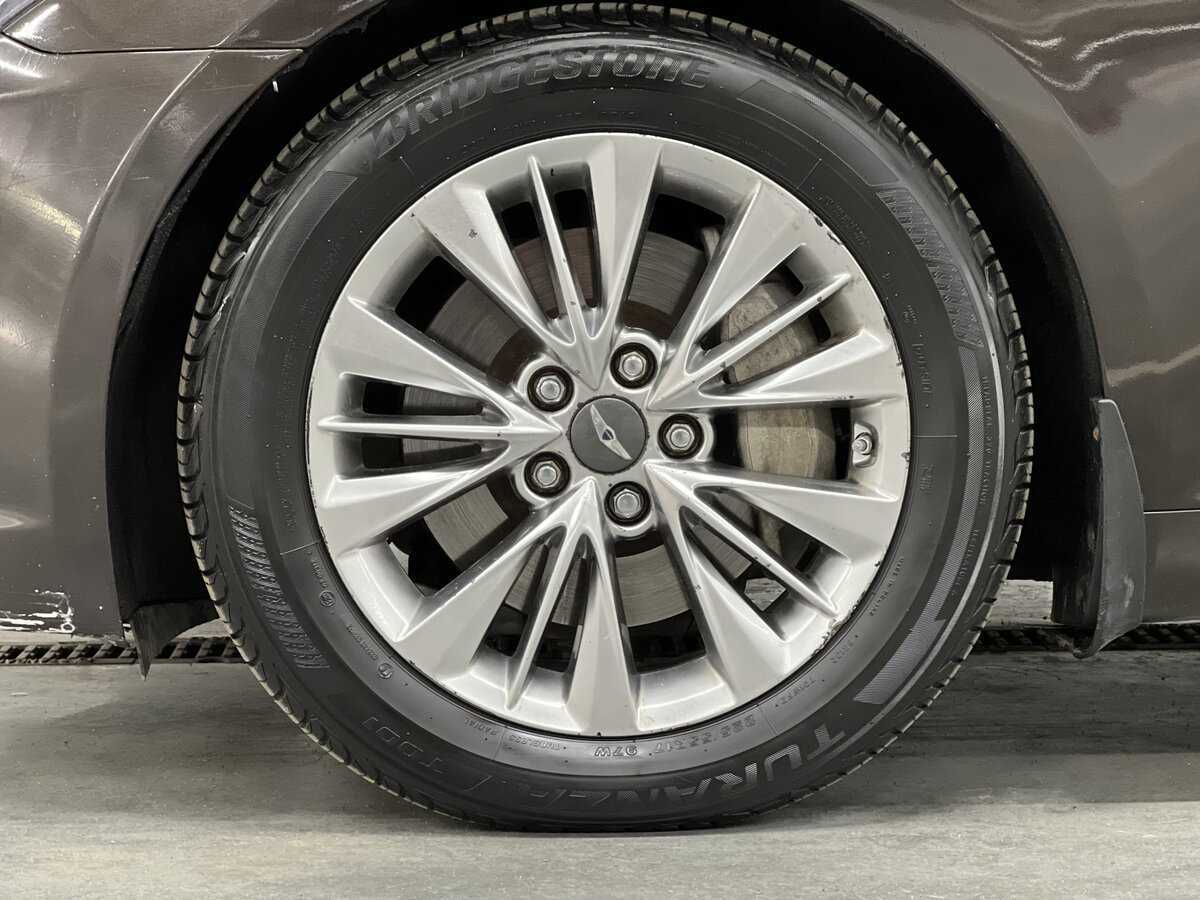 Купить Hyundai Genesis, 2014, 256 260 км, фото №17