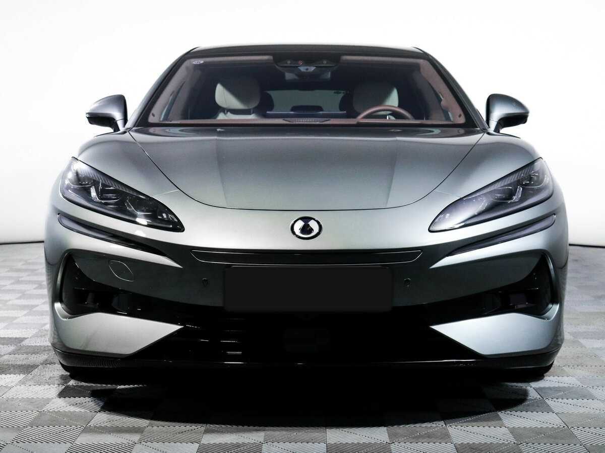 Denza Z9