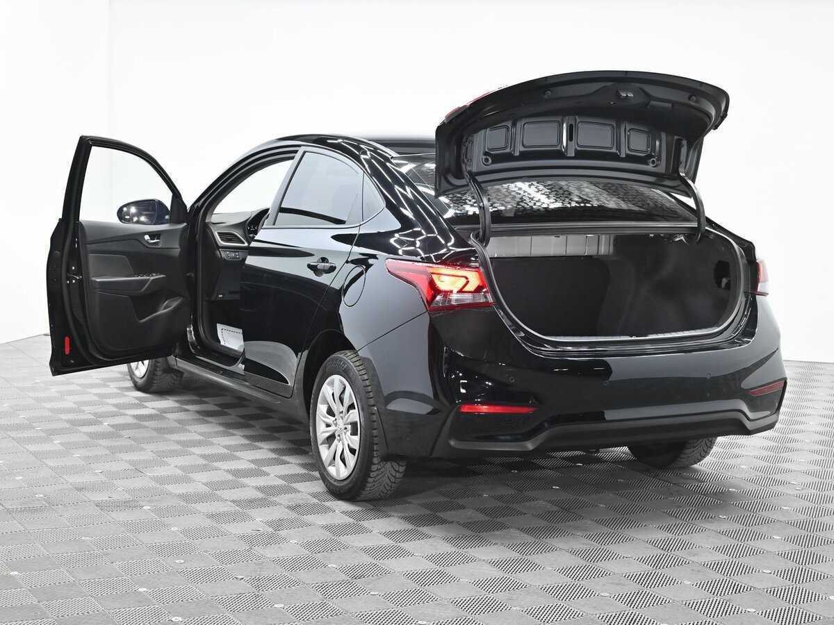 Купить Hyundai Solaris, 2018, 119 000 км, фото №5