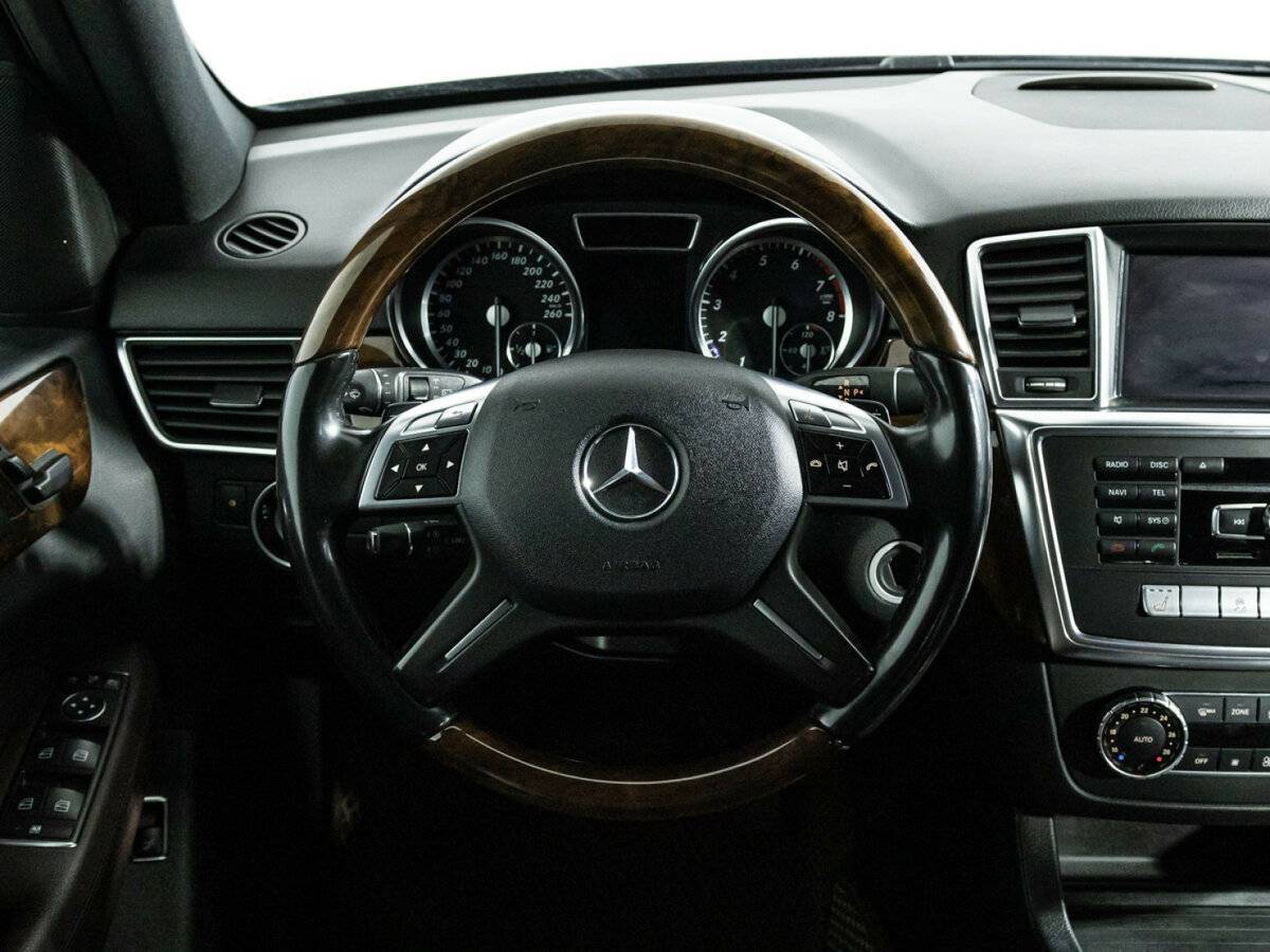 Купить Mercedes-Benz M-Класс 350, 2012, 131 000 км, фото №23