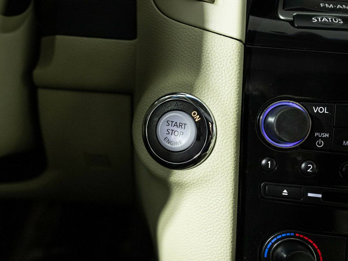 Купить Infiniti FX30d, 2012, 112 179 км, фото №21