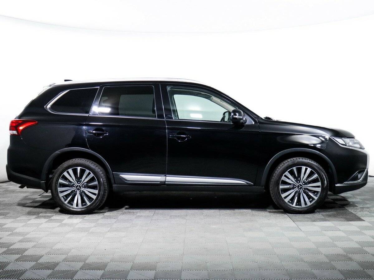 Купить Mitsubishi Outlander, 2019, 68 000 км, фото №4