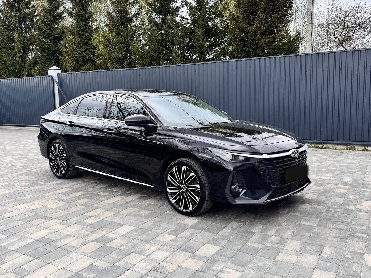 Chery Arrizo 8