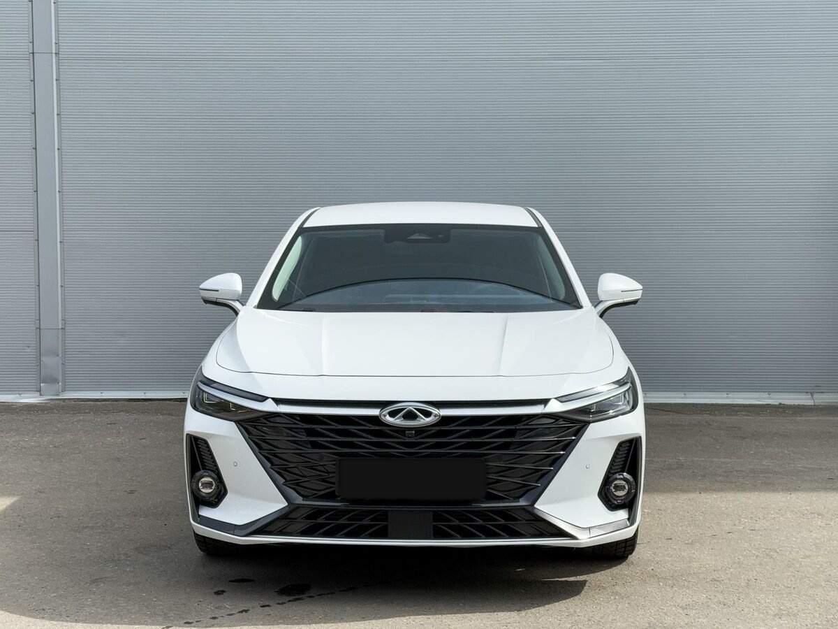 Chery Arrizo 8