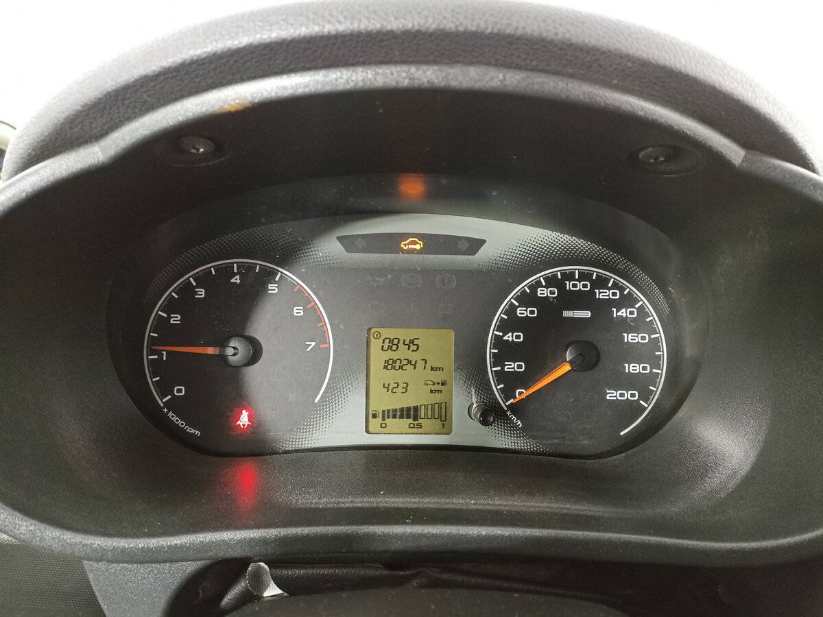 Купить Lada (ВАЗ) Granta, 2017, 180 149 км, фото №11