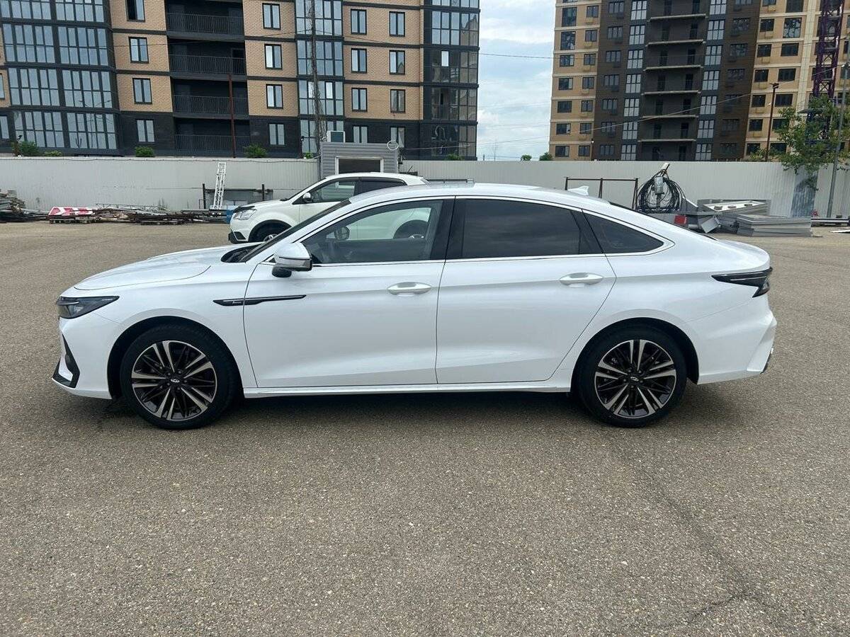 Chery Arrizo 8
