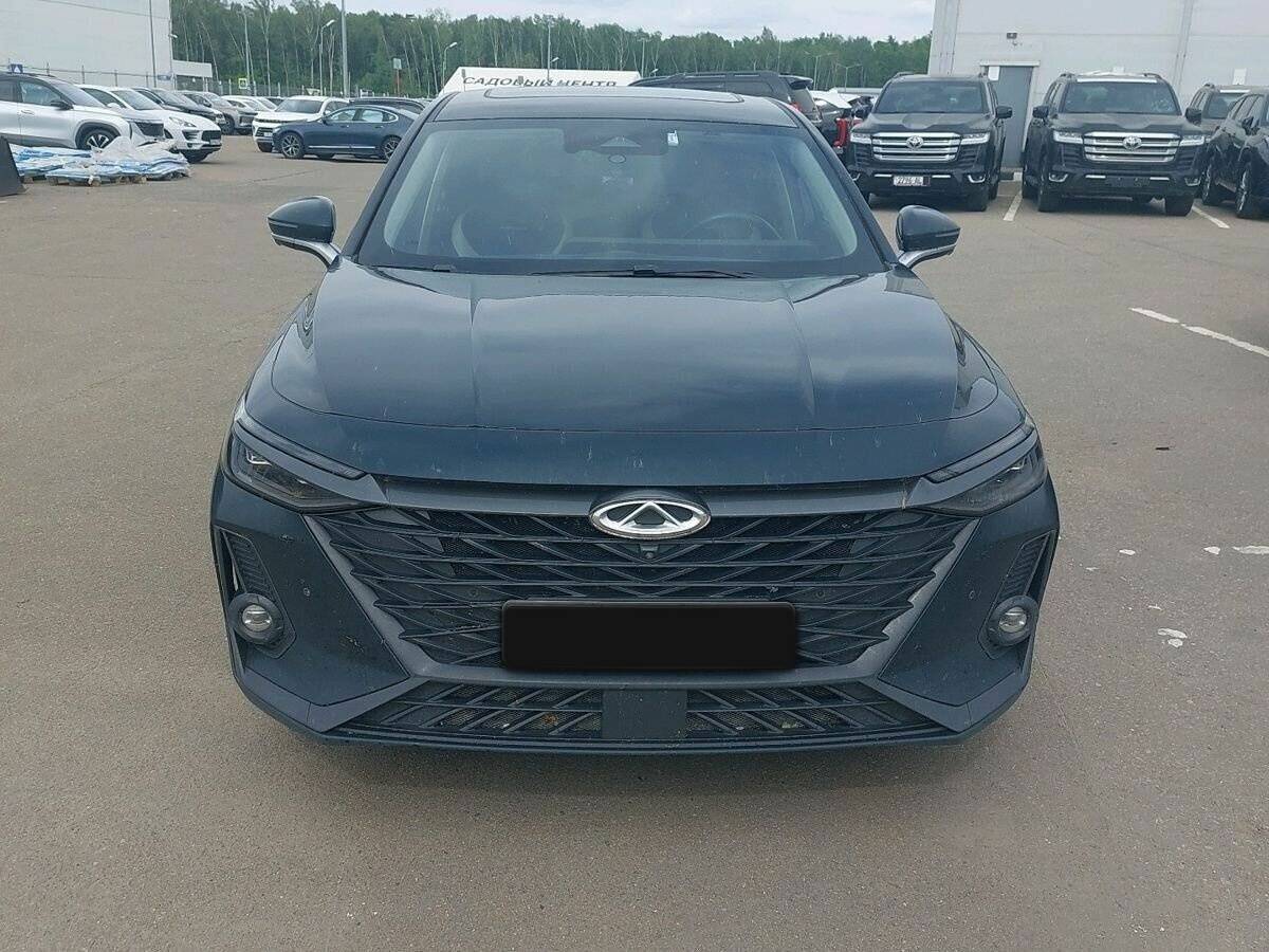 Chery Arrizo 8