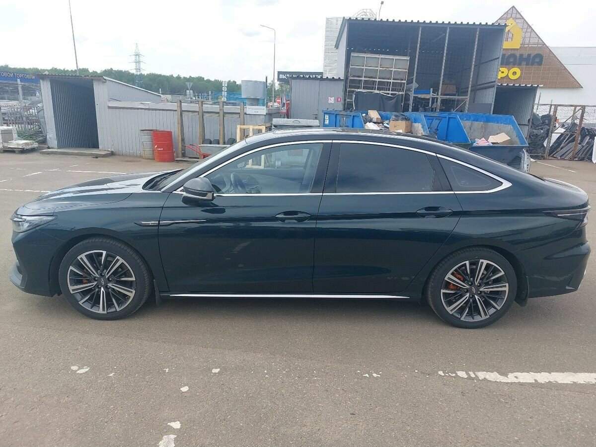 Chery Arrizo 8