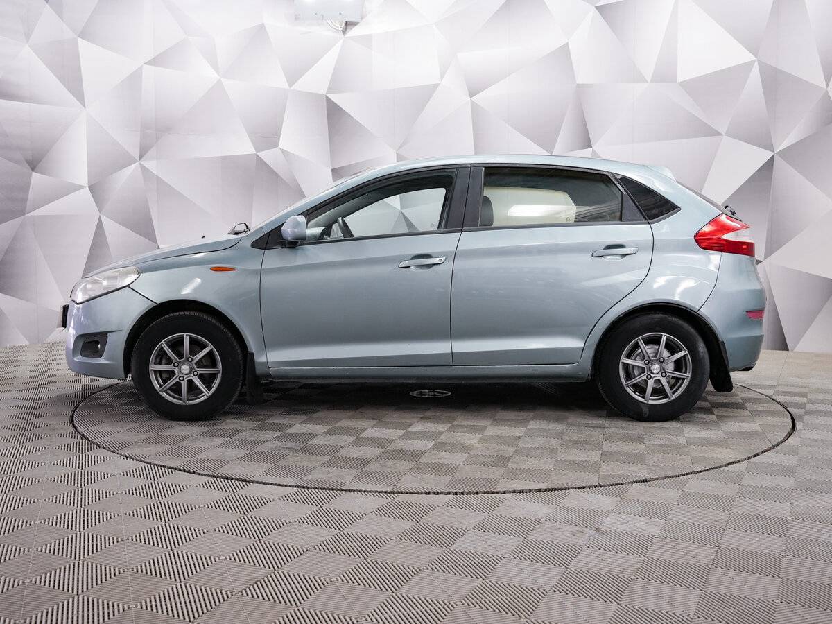 Chery Very (A13)