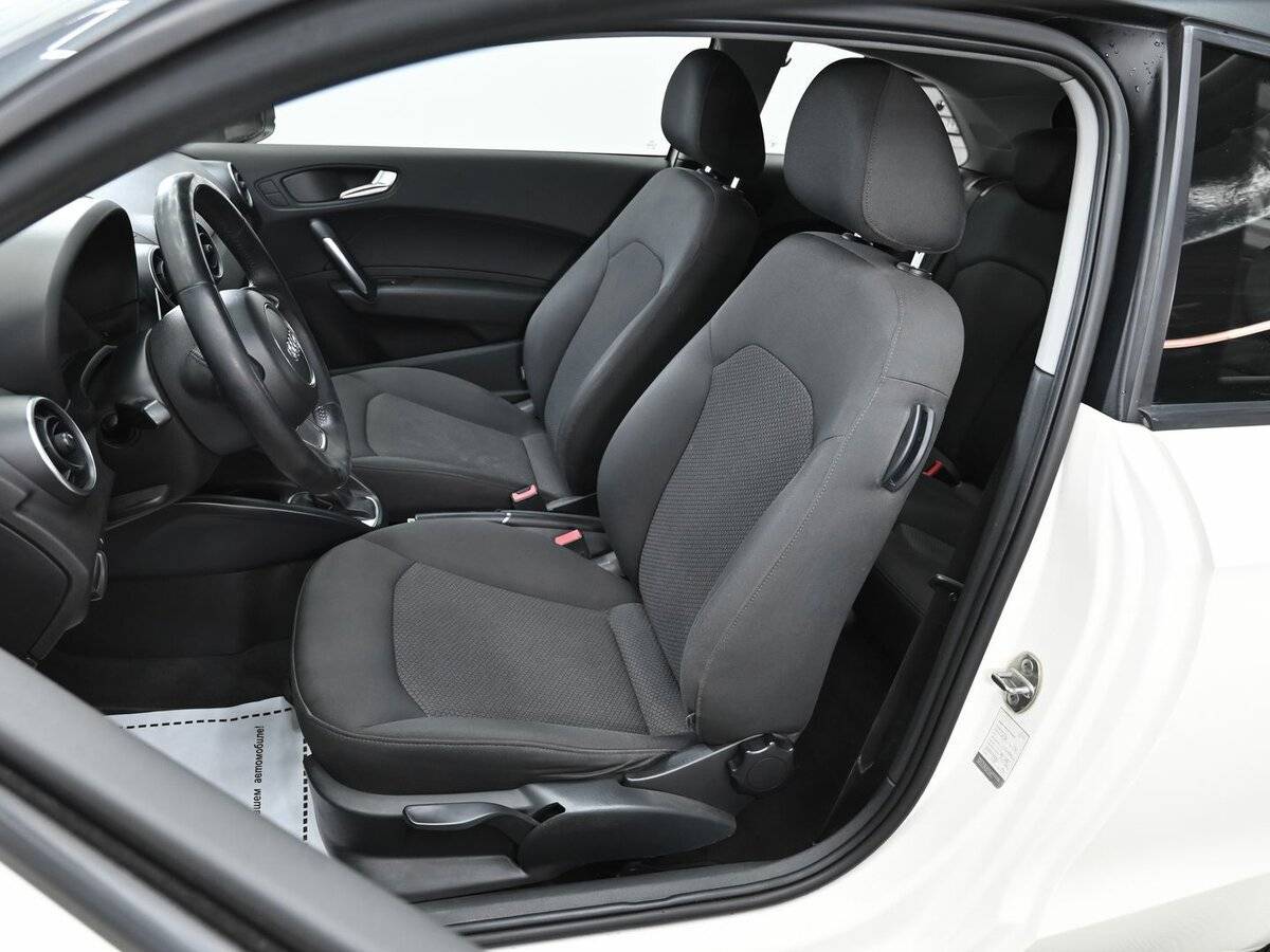 Купить Audi A1, 2012, 149 000 км, фото №6