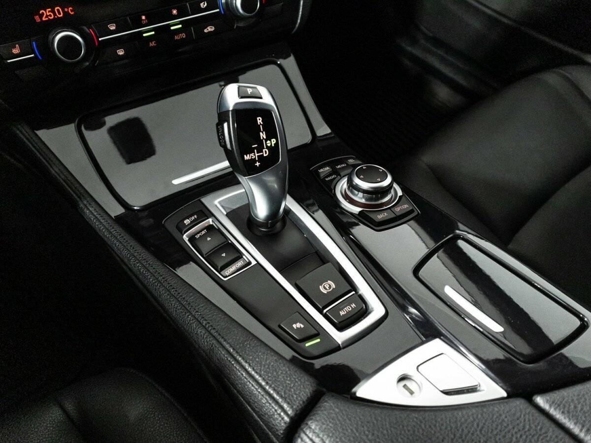 Купить BMW 5 серии 520i, 2014, 146 115 км, фото №17