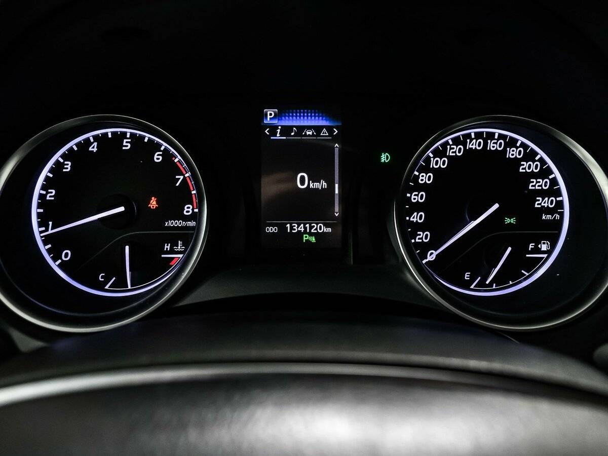 Купить Toyota Camry, 2019, 134 119 км, фото №10