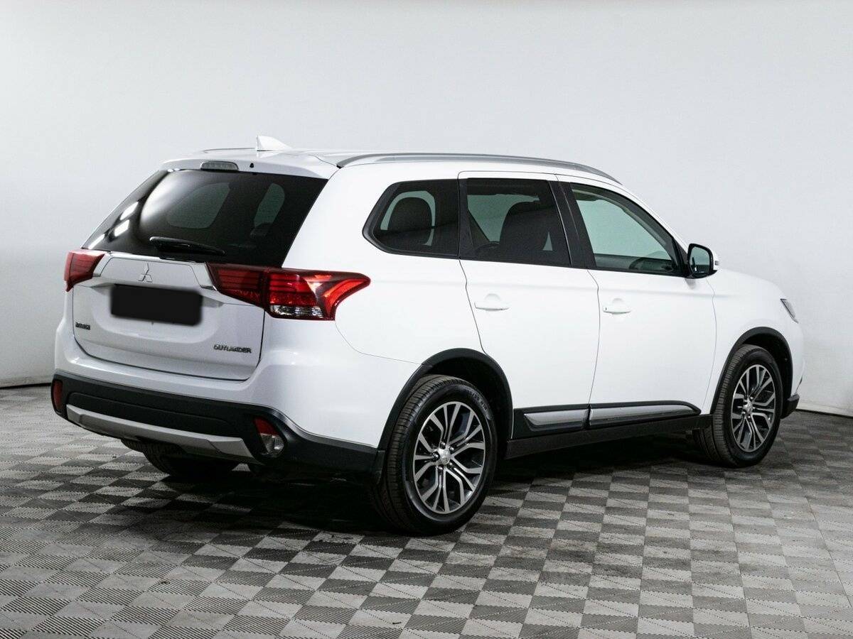 Купить Mitsubishi Outlander, 2018, 137 000 км, фото №5