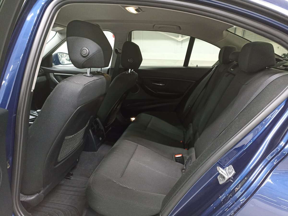 Купить BMW 3 серии 318i, 2016, 222 762 км, фото №12