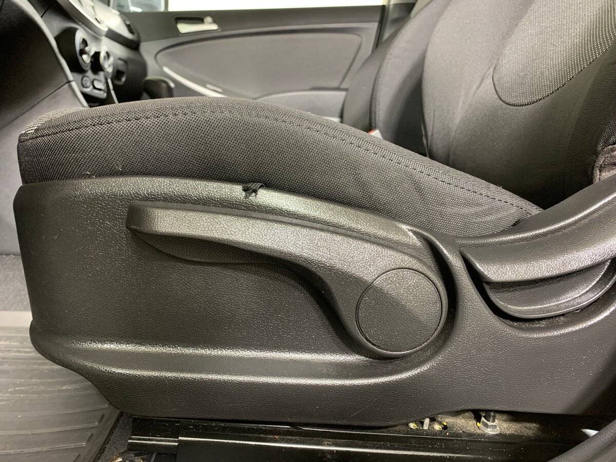 Купить Hyundai Solaris, 2012, 89 371 км, фото №16