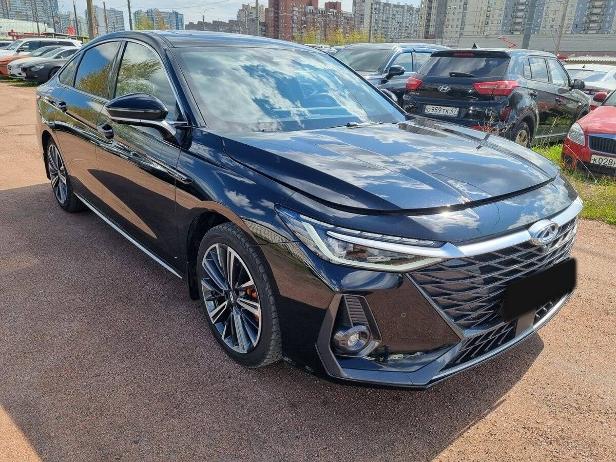 Chery Arrizo 8