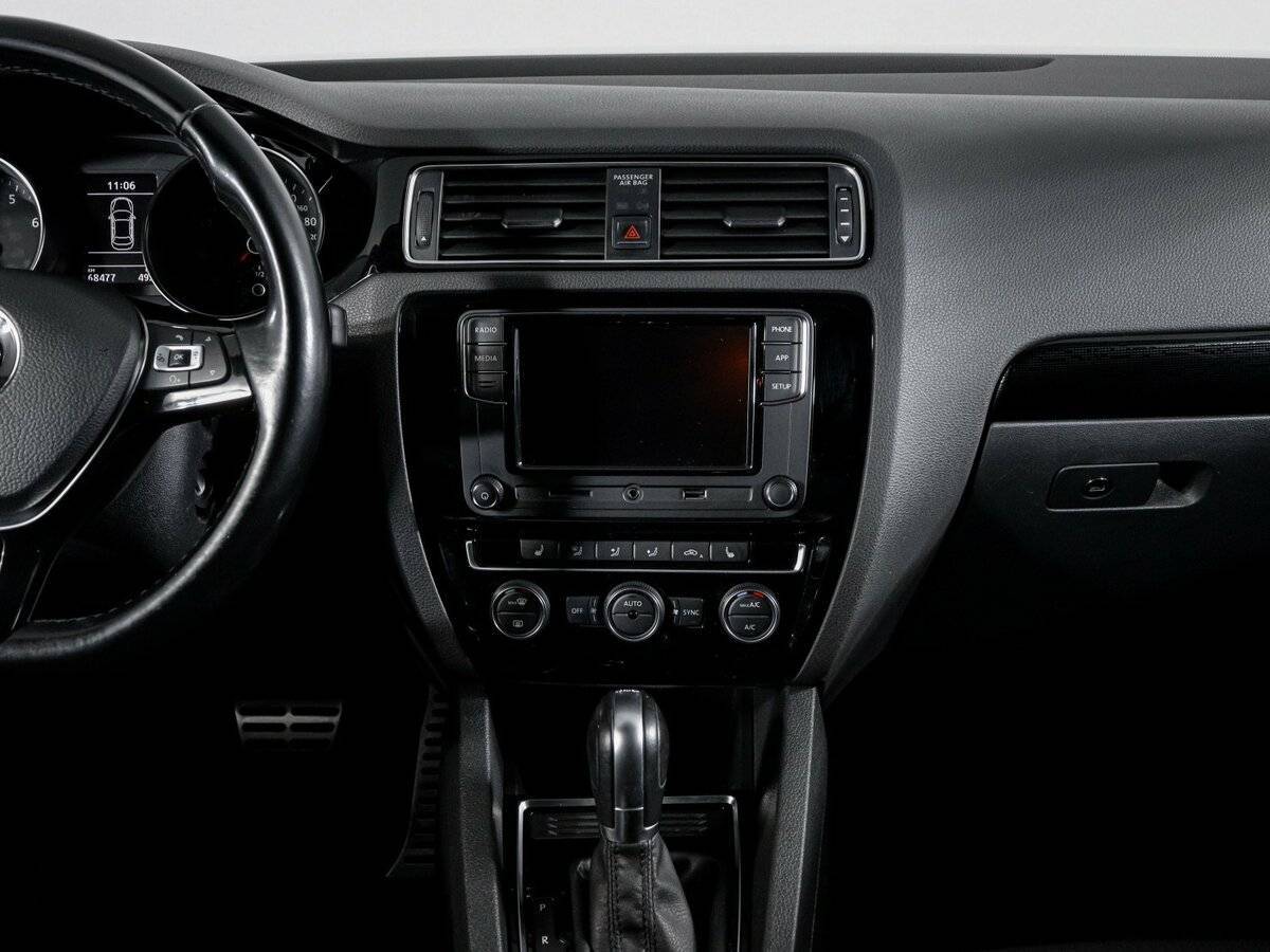 Купить Volkswagen Jetta, 2017, 68 475 км, фото №13