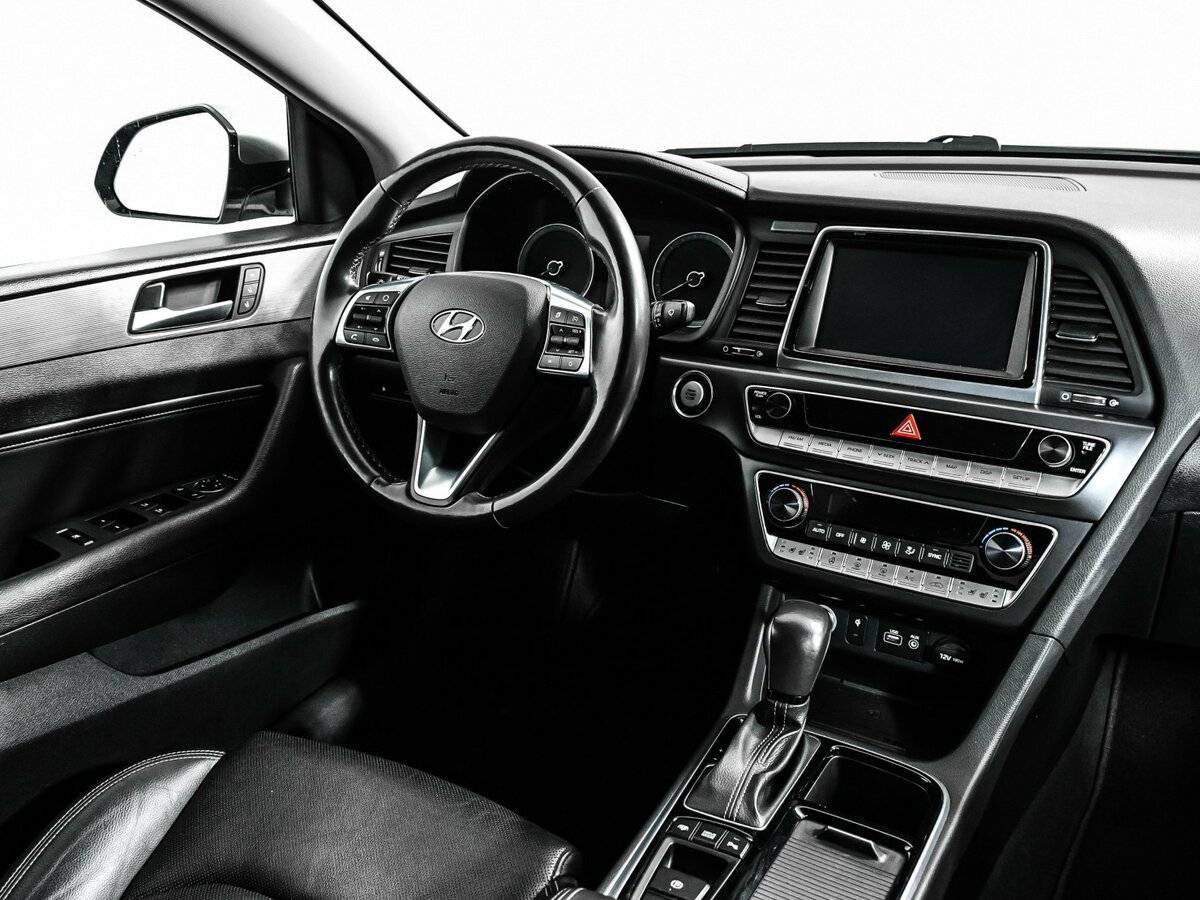 Купить Hyundai Sonata, 2017, 116 788 км, фото №9