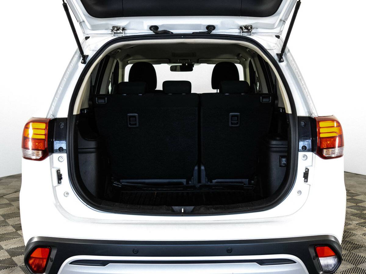 Купить Mitsubishi Outlander, 2019, 56 706 км, фото №17