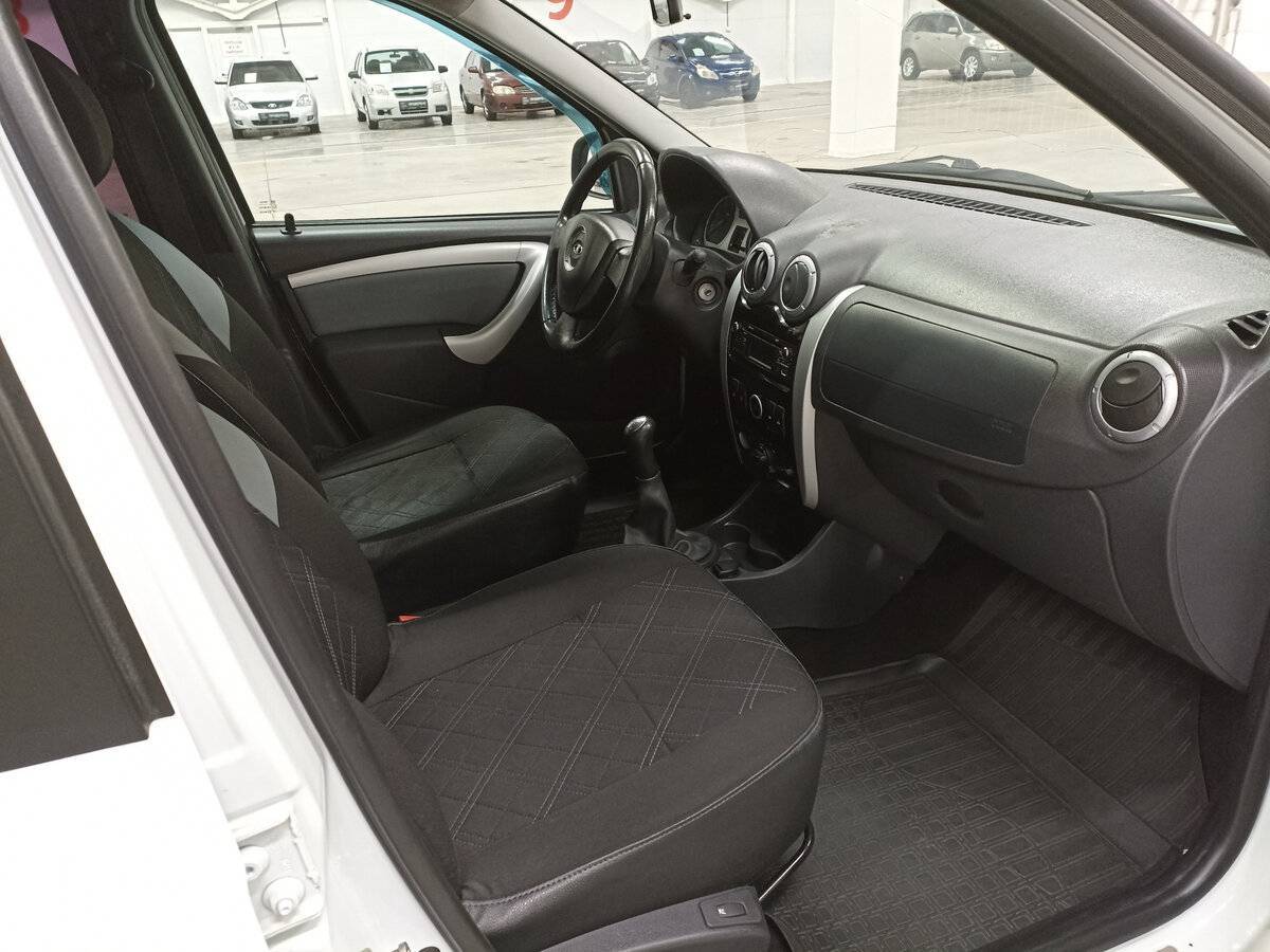 Купить Lada (ВАЗ) Largus Cross, 2017, 200 985 км, фото №11