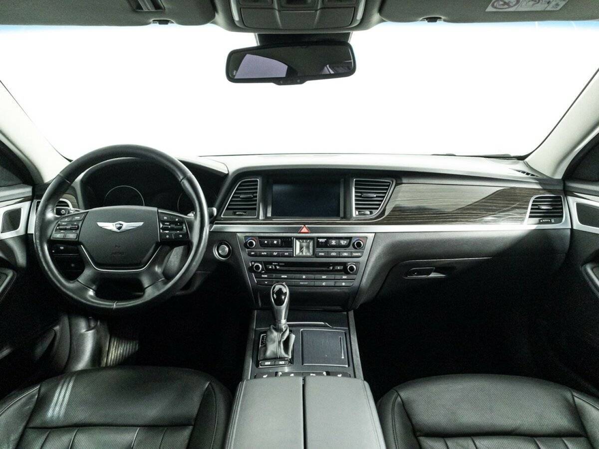 Купить Hyundai Genesis, 2015, 226 614 км, фото №13