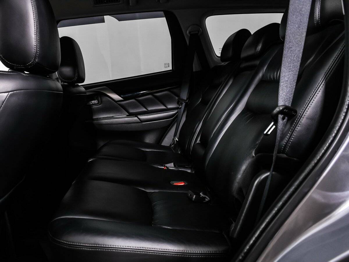 Купить Mitsubishi Pajero Sport, 2017, 130 600 км, фото №13