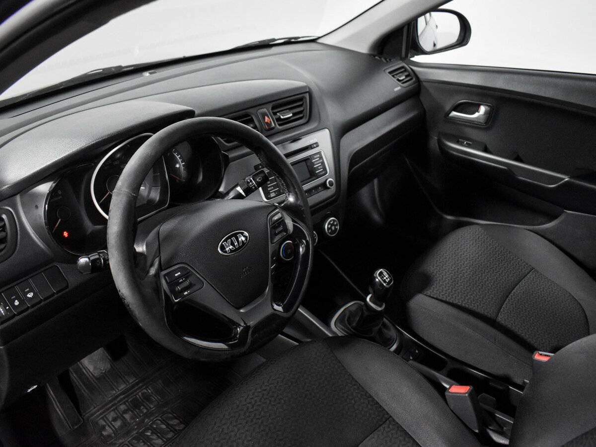 Купить Kia Rio, 2016, 387 380 км, фото №9