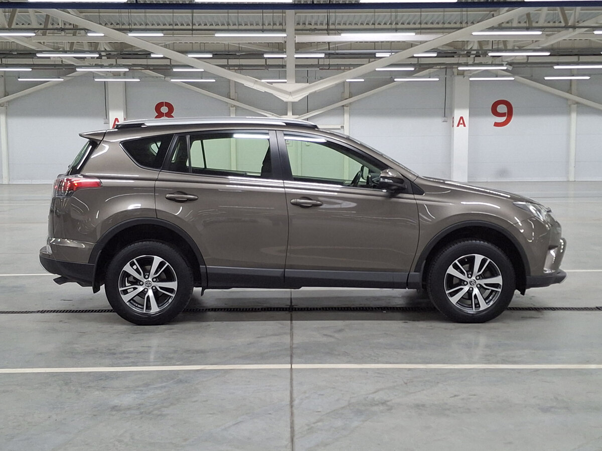 Купить Toyota RAV4 IV (XA40) Рестайлинг, 2015, 143 688 км, фото №4