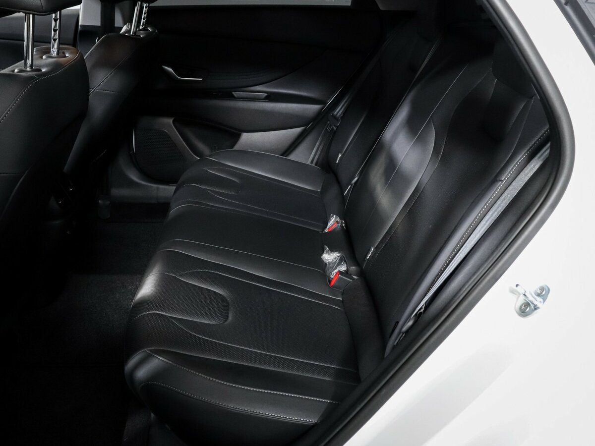 Купить Hyundai Elantra VII (CN7) Рестайлинг, 2024, 2 505 км, фото №8