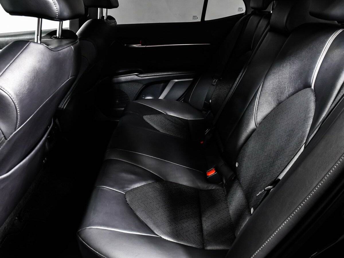 Купить Toyota Camry VIII (XV70) Рестайлинг, 2021, 70 747 км, фото №11