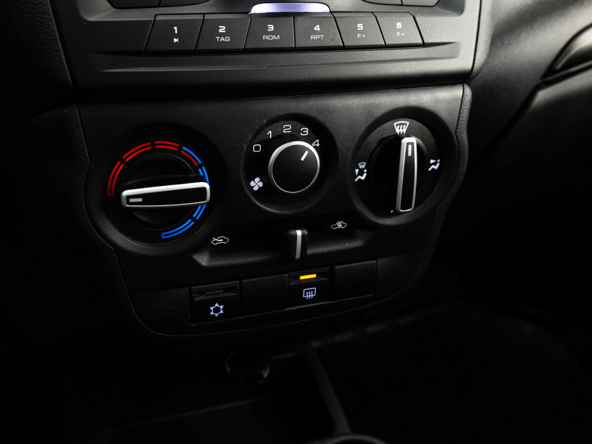 Купить Lada (ВАЗ) Granta Cross I Рестайлинг, 2023, 21 033 км, фото №11