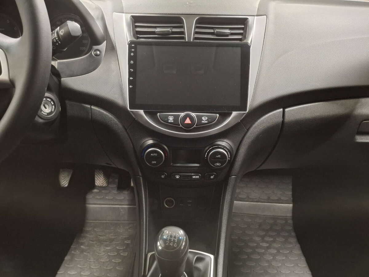 Купить Hyundai Solaris I Рестайлинг, 2016, 122 501 км, фото №15