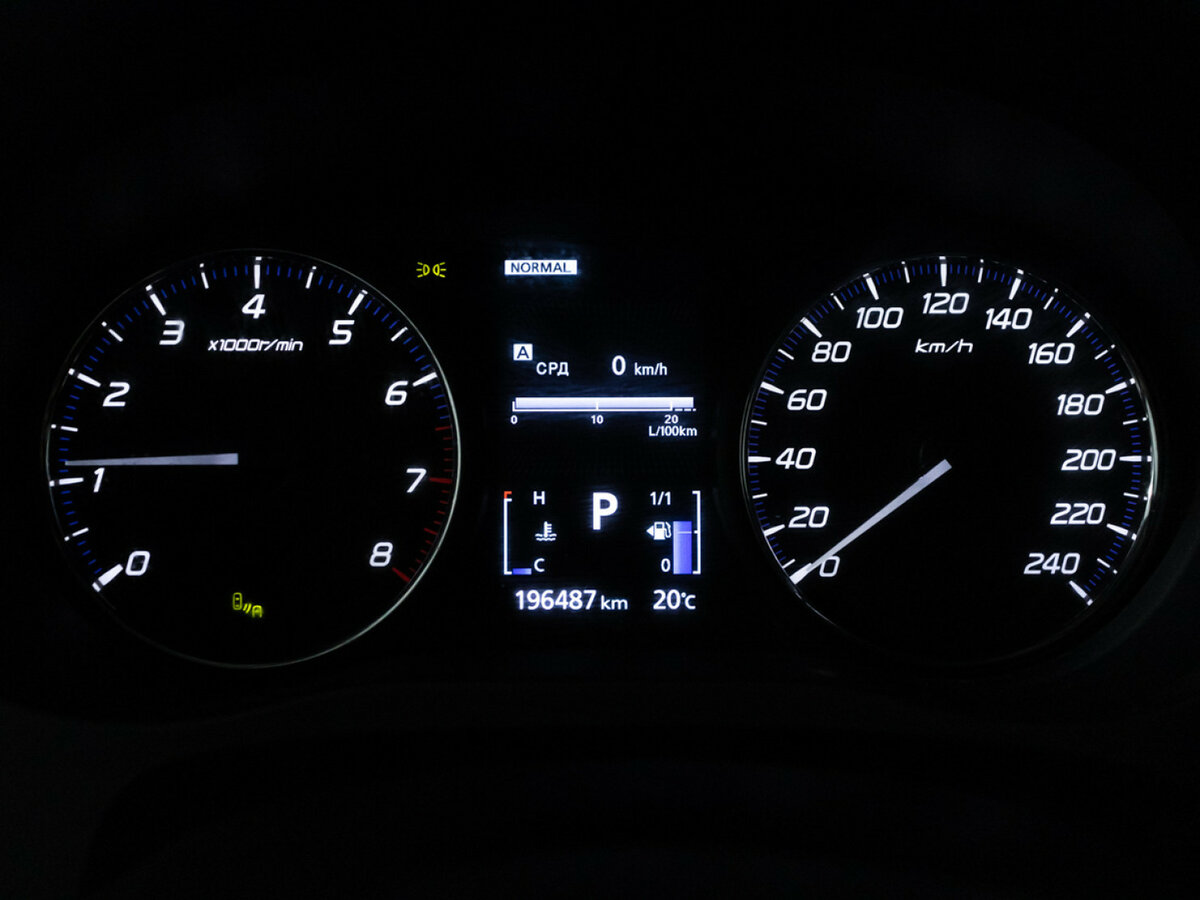 Купить Mitsubishi Outlander III Рестайлинг 3, 2020, 196 485 км, фото №10