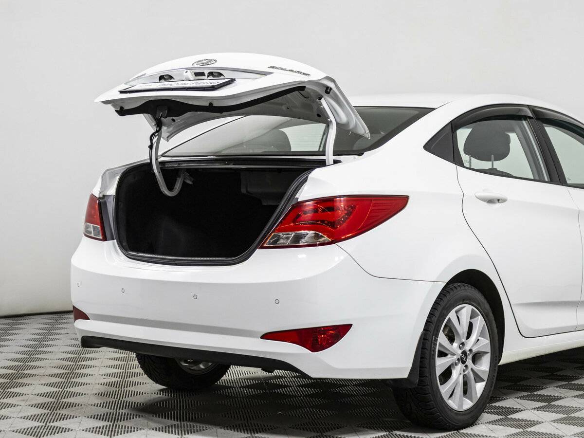 Купить Hyundai Solaris I Рестайлинг, 2015, 70 180 км, фото №16