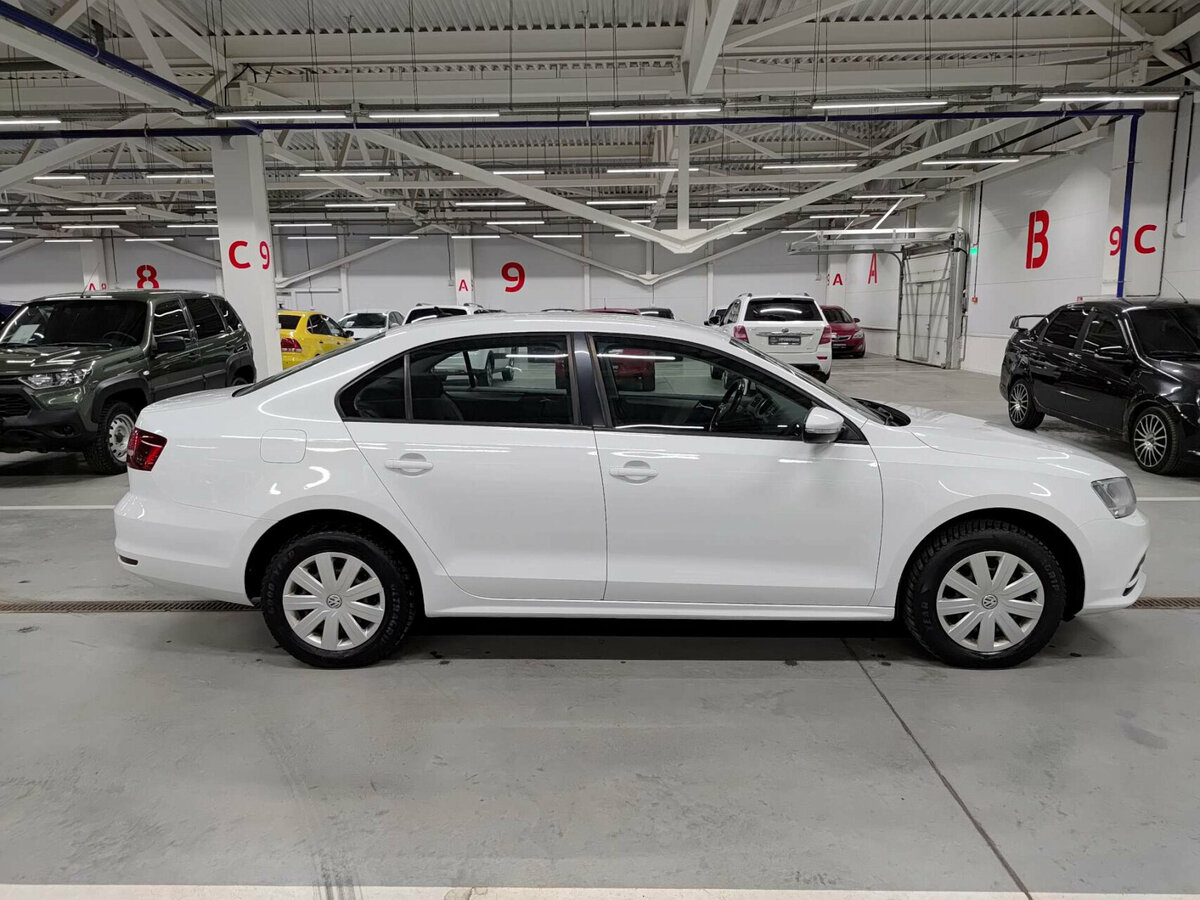 Купить Volkswagen Jetta VI Рестайлинг, 2016, 138 933 км, фото №4