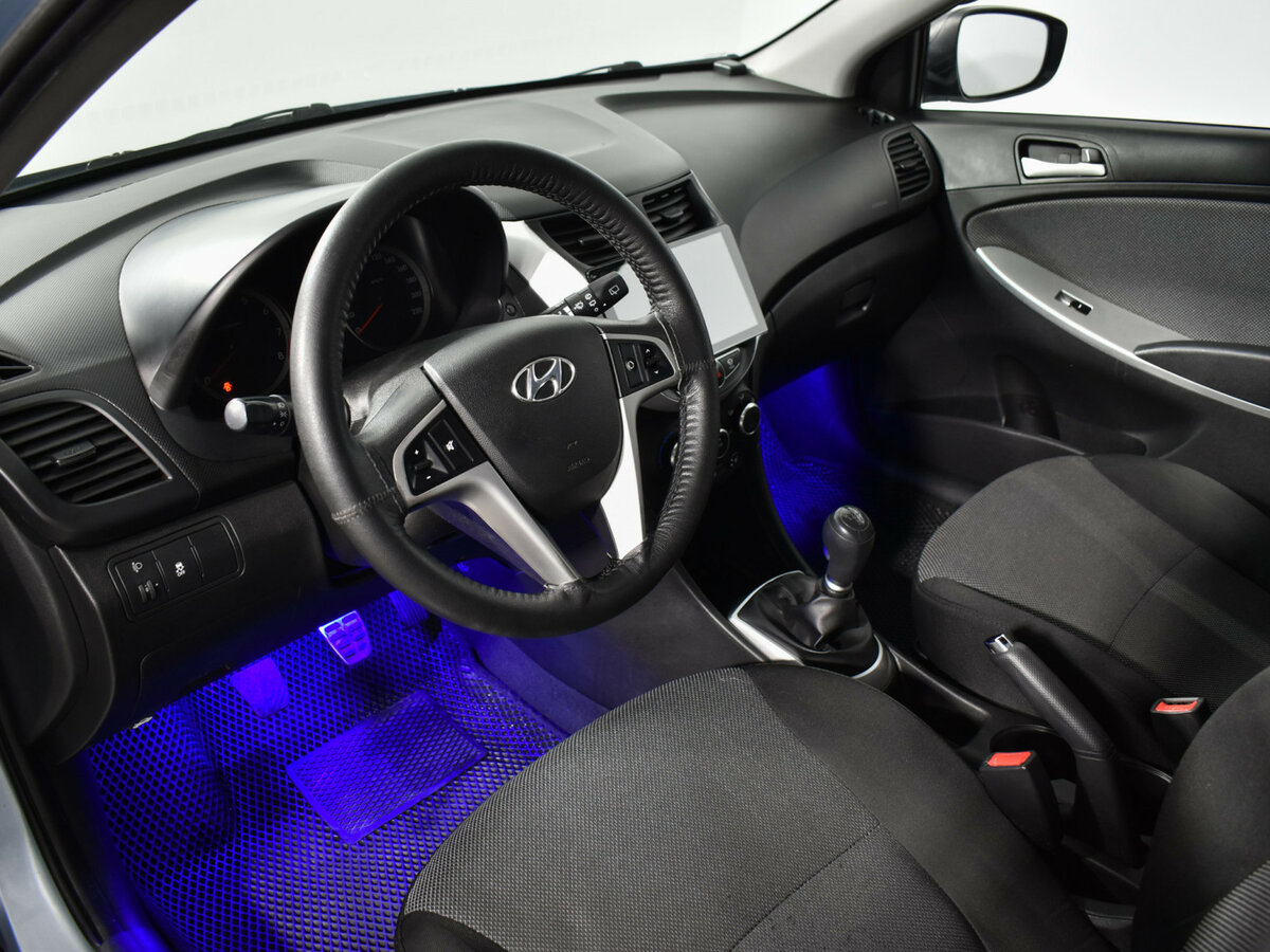 Купить Hyundai Solaris I, 2014, 238 000 км, фото №9