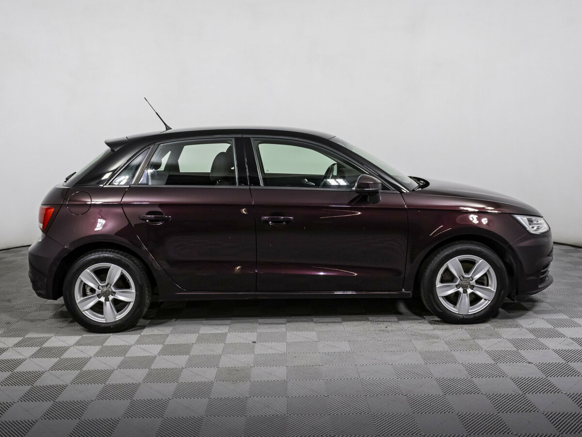 Купить Audi A1 Sportback I (8X) Рестайлинг, 2015, 12 600 км, фото №4