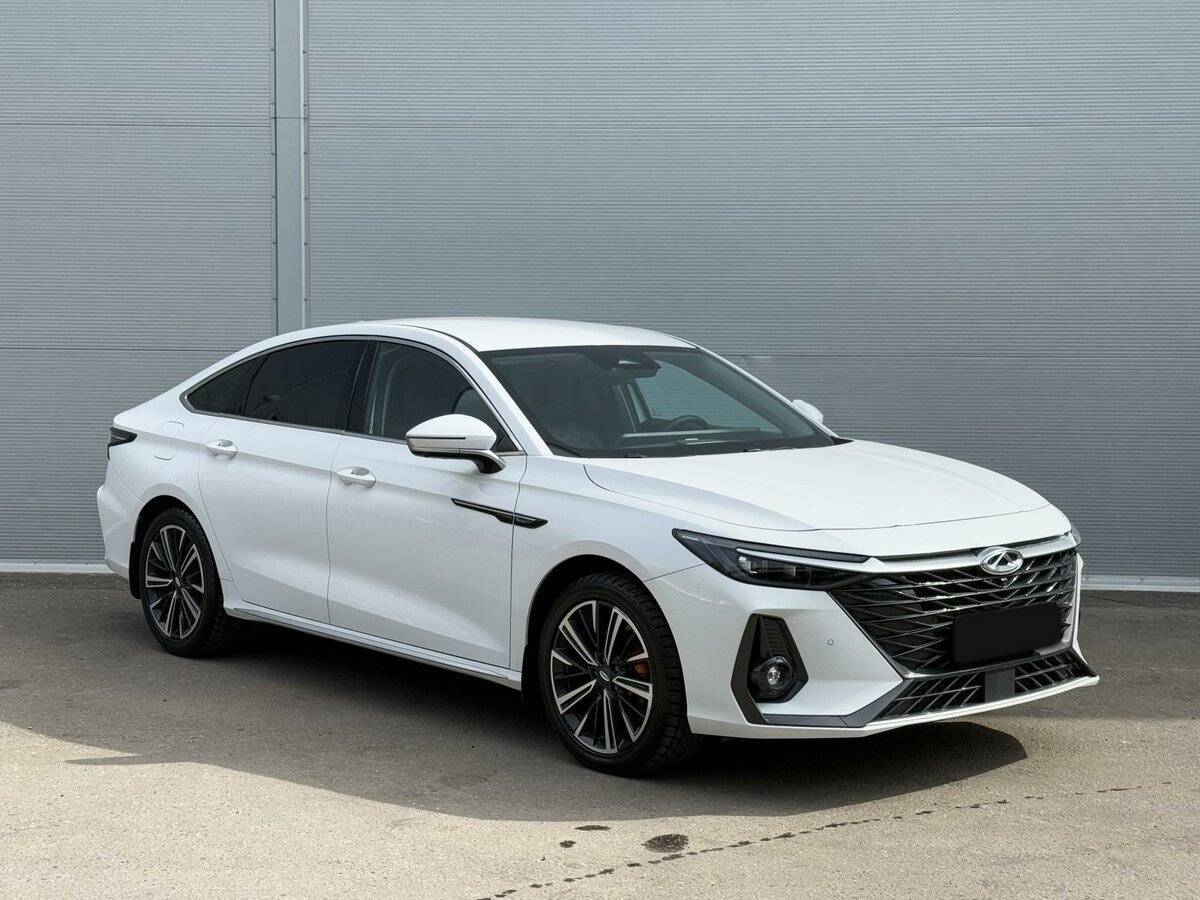 Chery Arrizo 8